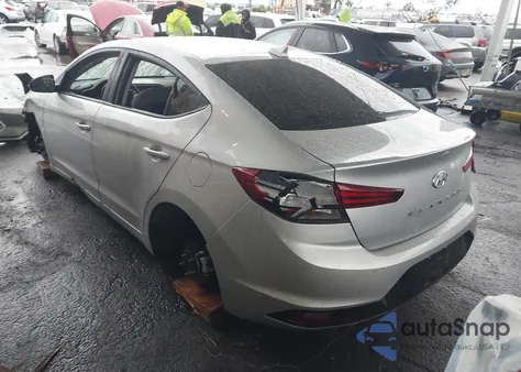 2019 Hyundai Elantra Sel z USA, uszkodzony, nr VIN 5NPD84LF5KH407576